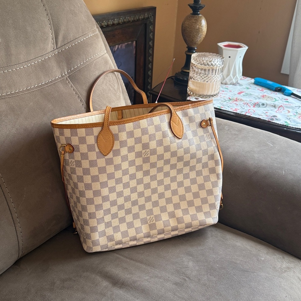 Louis Vuitton Damier Azur Neverfull Tote in White and Tan Leather Trim